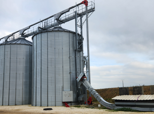 Stockage 3x300 T, grain pump 100 T/h