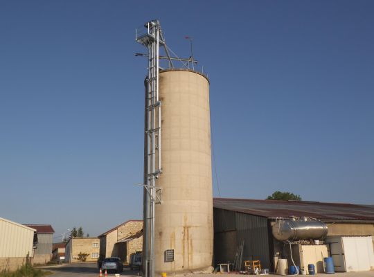 Élévateur à godets 70 T/h