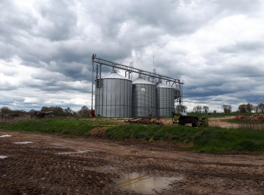 Stockage 3x500 T avec grain pump